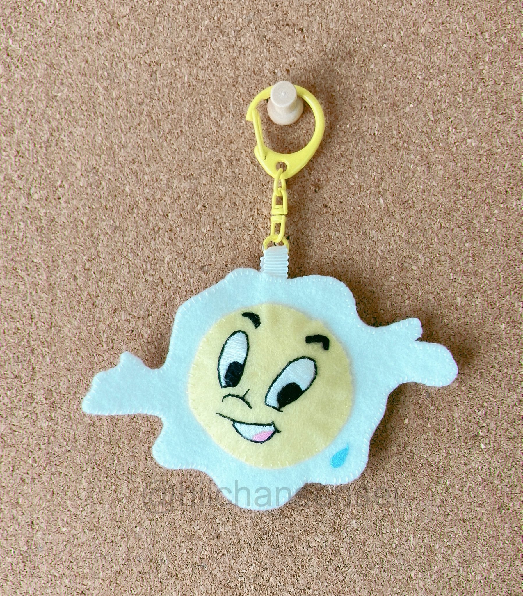 まりん❀秘密のヒーリング虹エナジーバンバン！キーホルダー♡ Amazon.co.jp: 蜂キーホルダー、ひまわりペンダントキーホルダー