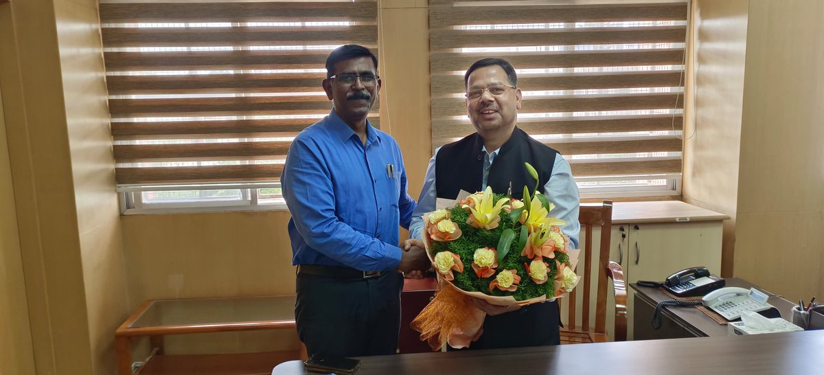 Took Charge as  Principal Secretary Co-operation Department from <a href="/Captain_Mani72/">Manivannan P 🇮🇳</a> with the Almighty Blessings!! 
#Karnataka