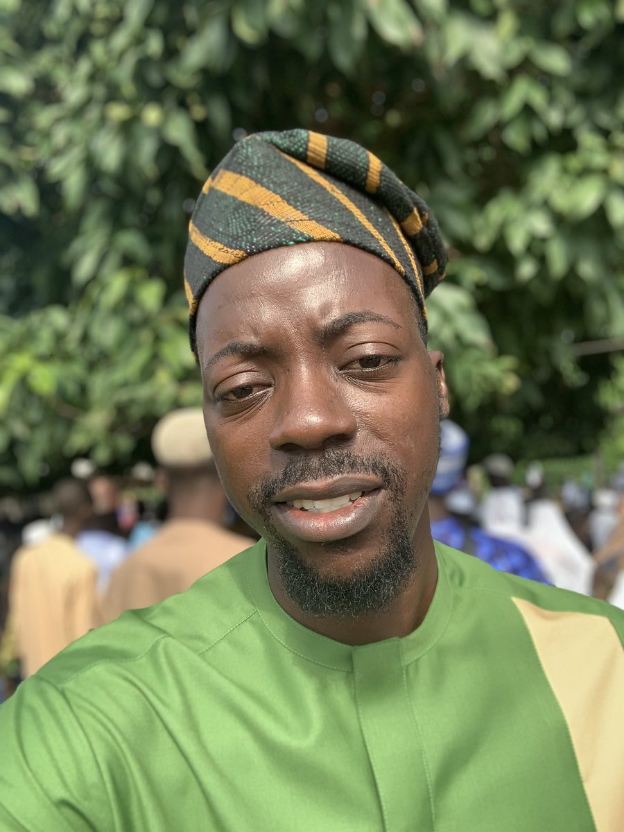 Eid il Mubarak to all Muslim. May this Salah brings joy to you brothers and sisters.

É fún wa ni owó ódún o 🫴🏾🫢