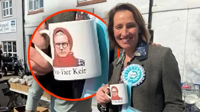 BasilTheGreat's tweet image. 🚨SARAH POCHIN CAUGHT DRINKING FROM MUG FEATURING PICTURE OF KEIR STARMER IN HIJAB

 - This follows her call for a ban on the Burqa in PMQ's yesterday

@SarahForRuncorn is bloody brilliant 👍