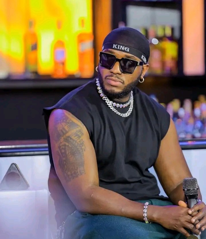 Umwami w'umuziki mu Rwanda!