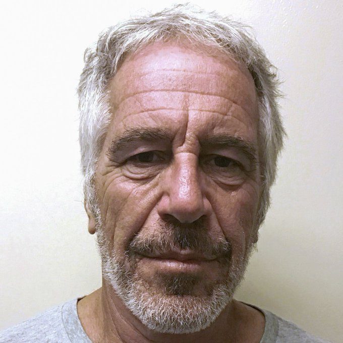 JimFergusonUK's tweet photo. 🚨 EPSTEIN’S CIRCLE: MANDELSON’S NAME CONFIRMED — WHAT ABOUT STARMER? 🚨

🔴 Peter Mandelson — the architect of New Labour and Starmer’s political godfather — was named 10 TIMES in Jeffrey Epstein’s files.
🔴 He visited Epstein’s private island, flew on the infamous jet, and maintained contact with the world’s most prolific predator.

🔥 THESE AREN’T ALLEGATIONS — THEY’RE DOCUMENTED. 🔥

📢 WHAT THIS MEANS:

⚠️ Mandelson shaped Starmer’s rise.
⚠️ He sits at the heart of the Labour machine to this day.
⚠️ If Mandelson moved in Epstein’s world — what did Starmer know? And when?

💥 British media won’t ask.
💥 Westminster won’t touch it.
💥 But the public deserves an answer.
🚨 IF MANDELSON’S IN THE FILES — WHY IS STARMER SILENT? 🚨