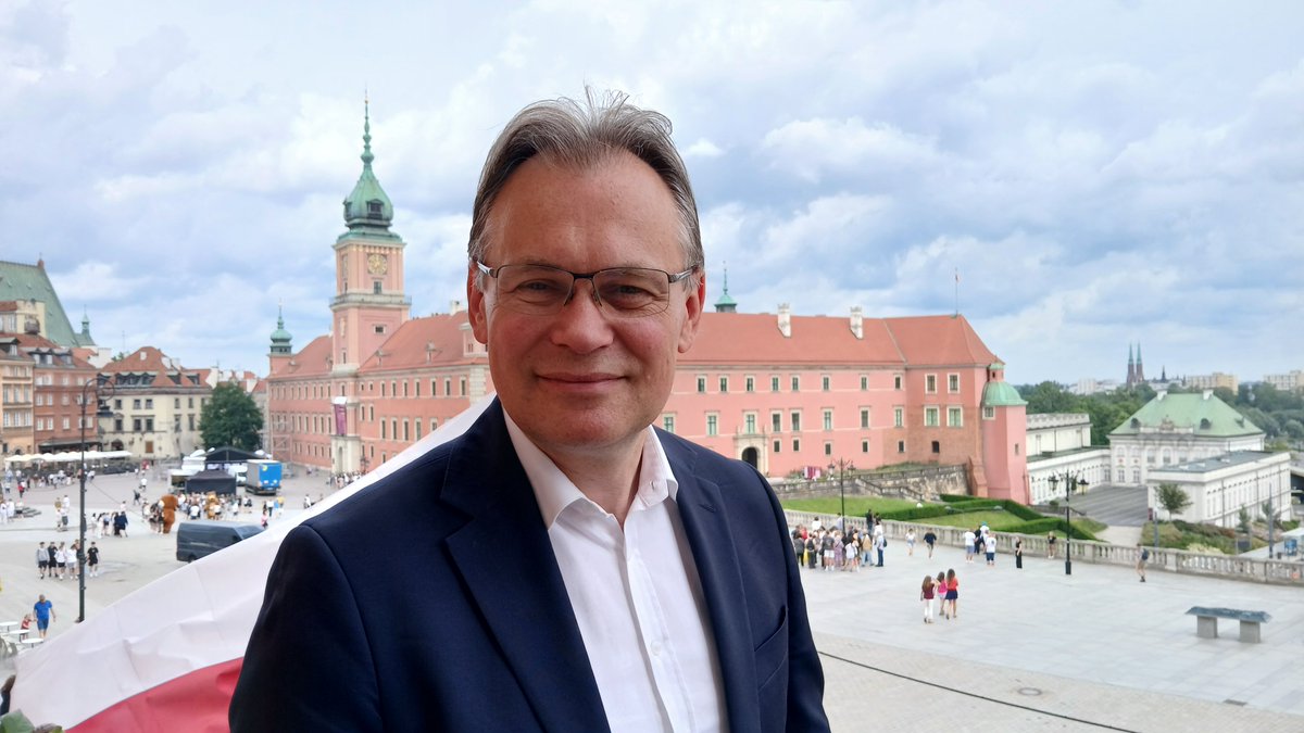 RadioWnet (@radiownet) on Twitter photo ‼️Arkadiusz Mularczyk w Radiu Wnet, europoseł PiS porozmawia z Magdaleną Uchaniuk w jej programie "W samo południe" <a href="/arekmularczyk/">Arkadiusz Mularczyk MEP</a> <a href="/UchaniukMagda/">Magdalena Uchaniuk</a> ⬇️
sluchaj.wnet.fm
Białystok 103.9 | Bydgoszcz 104.4 | Kraków 95.2 | Lublin101.1 | Szczecin 98.9 | Warszawa 87.8
| Wrocław ‼️Arkadiusz Mularczyk w Radiu Wnet, europoseł PiS porozmawia z Magdaleną Uchaniuk w jej programie "W samo południe" <a href="/arekmularczyk/">Arkadiusz Mularczyk MEP</a> <a href="/UchaniukMagda/">Magdalena Uchaniuk</a> ⬇️
sluchaj.wnet.fm
Białystok 103.9 | Bydgoszcz 104.4 | Kraków 95.2 | Lublin101.1 | Szczecin 98.9 | Warszawa 87.8
| Wrocław