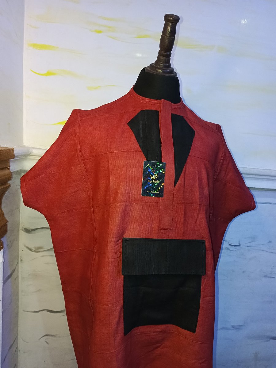 wapsbespoke's tweet photo. 💥 Bold, Rooted and Refined.

Rich red Aso Oke featuring structured cuts, contrasting black details, and a statement front pocket for that modern edge.  

#AsoOke #TradWithStyle #NigerianFashion #SenatorStyle #ModernTrad. https://t.co/mJXm3HQmBR