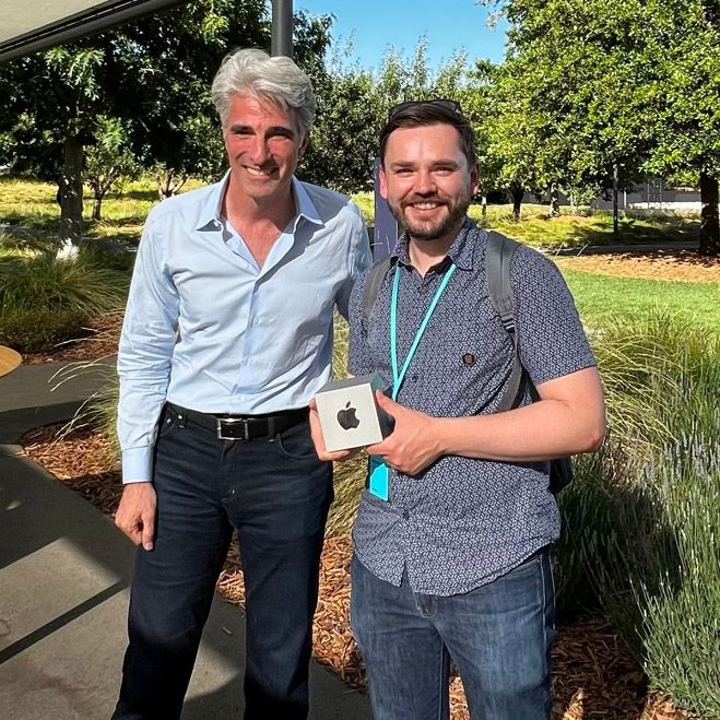 joethephish's tweet image. To any iOS/Mac dev friends heading to #WWDC - I hope you have an awesome trip, I'm jealous! Here's a throwback to me hanging out with Hair Force One back in 2022, along with a dangerously heavy aluminium cube 😅