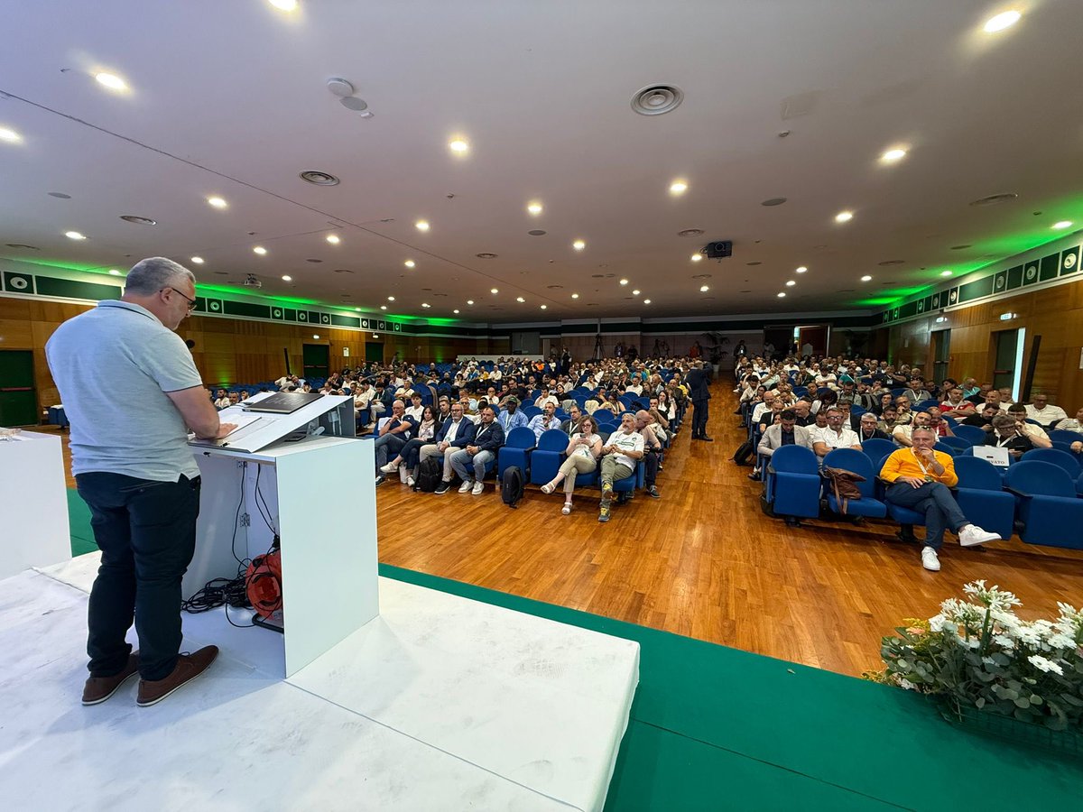 LiguriaCisl's tweet photo. 🟢 Intervento del nostro RLST Carmine Cascella al XVIII Congresso FILCA CISL Nazionale 
#salute #sicurezza #cantieri #edili https://t.co/a71UQRyY2W