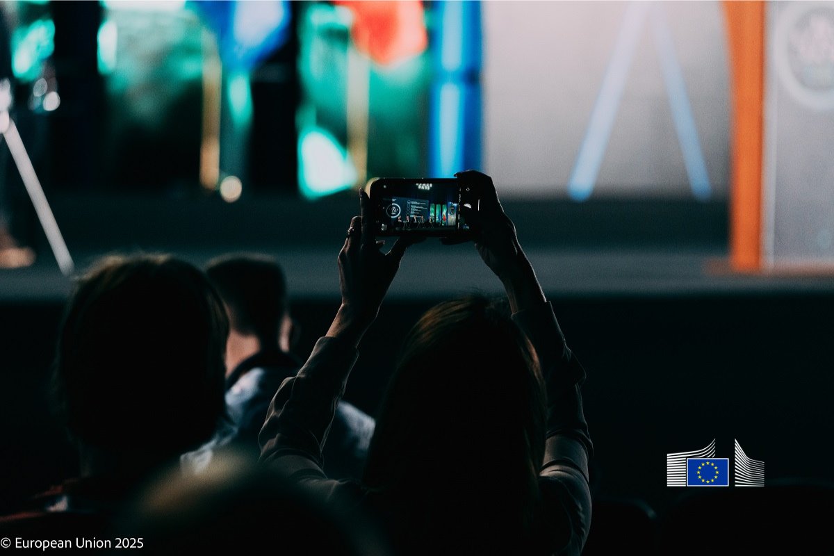 Miss out on #EUSpace Days2025? The latest #Observer has you covered with 5 🔑 highlights from this year’s event.

🔗 Read the article: copernicus.eu/en/news/news/o…