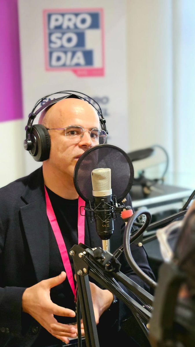 🎧 #Prosodia2025 continúa hoy en Sevilla, reuniendo a las voces más influyentes del pódcast en español. En Grupo ADM nos enorgullece colaborar en este evento que impulsa el talento sonoro. ¡Enhorabuena! 🎙️

<a href="/ProsodiaPodcast/">Prosodia</a>