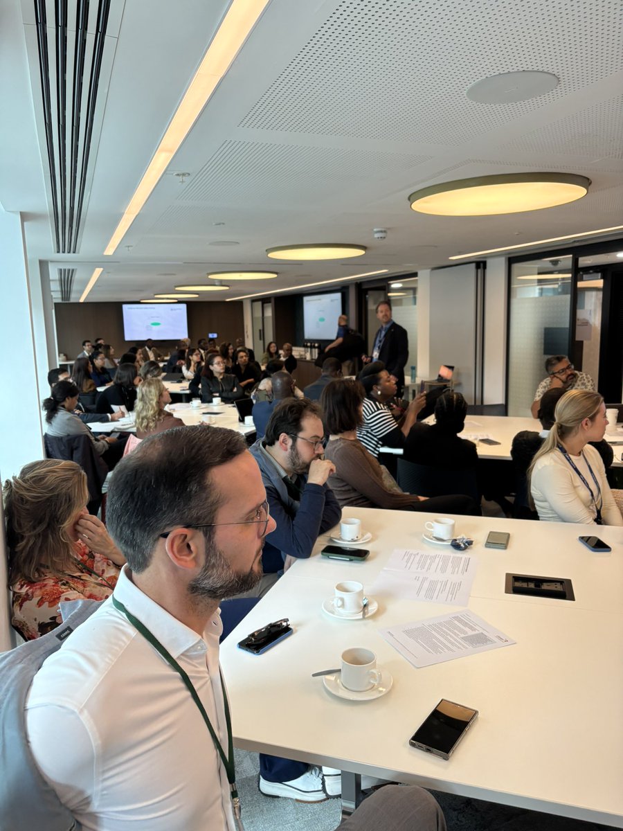 This morning, we are in Westminster learning more about how to communicate with policy makers and use our research to inform and influence policy on antimicrobial resistance #AMR #GlobalHealth #SciencePolicy