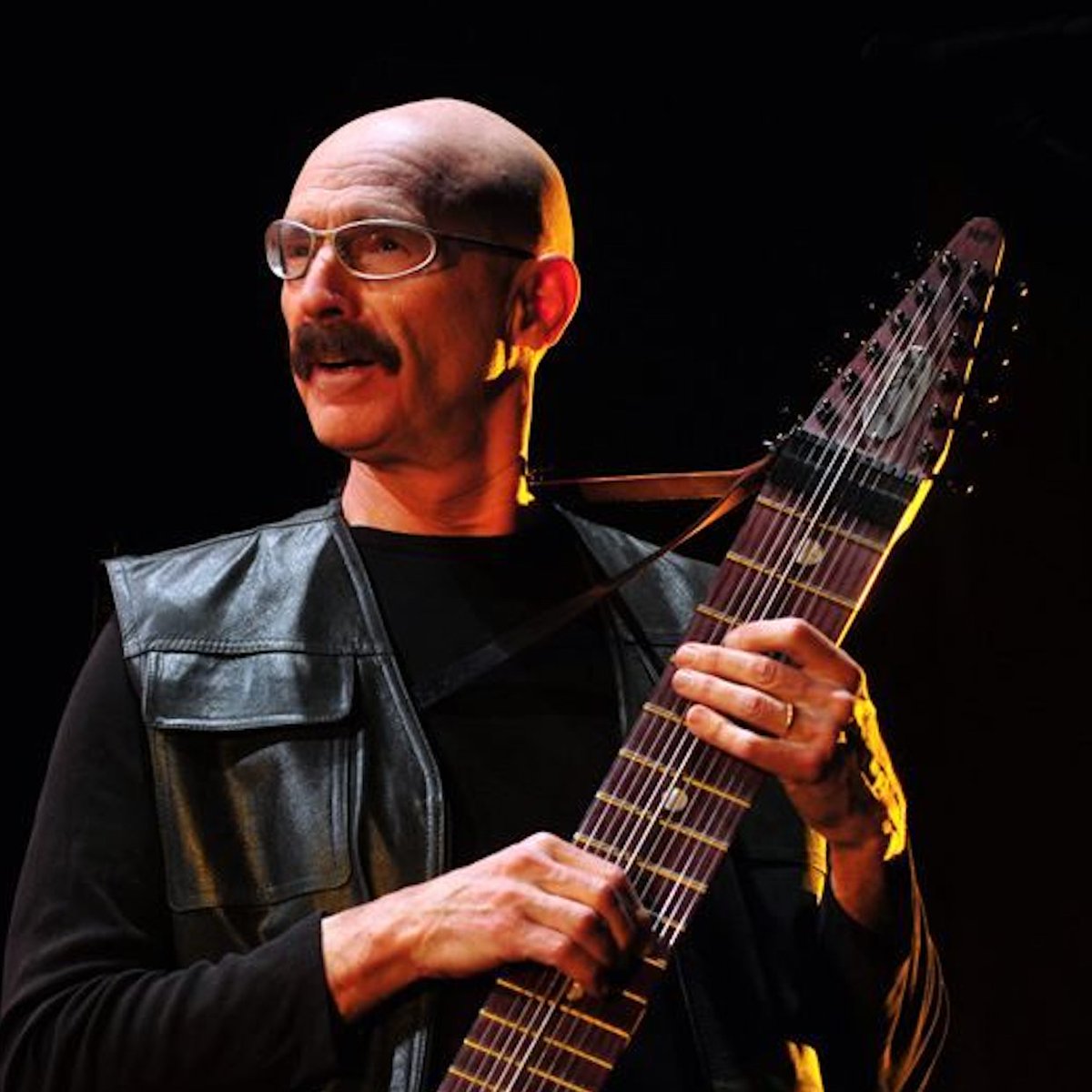 FIFTY SHADES OF CRIMSON (book/libro) Pete Tomsett (@thecrimsonpete) on Twitter photo Happy 79th Birthday to the ever amazing bassist/stick player #TonyLevin. There are hundreds to choose from but what's your favourite TLev track? #KingCrimson #petergabriel #LiquidTensionExperiment #stickmen <a href="/tonylevin/">Tony Levin</a> Happy 79th Birthday to the ever amazing bassist/stick player #TonyLevin. There are hundreds to choose from but what's your favourite TLev track? #KingCrimson #petergabriel #LiquidTensionExperiment #stickmen <a href="/tonylevin/">Tony Levin</a>