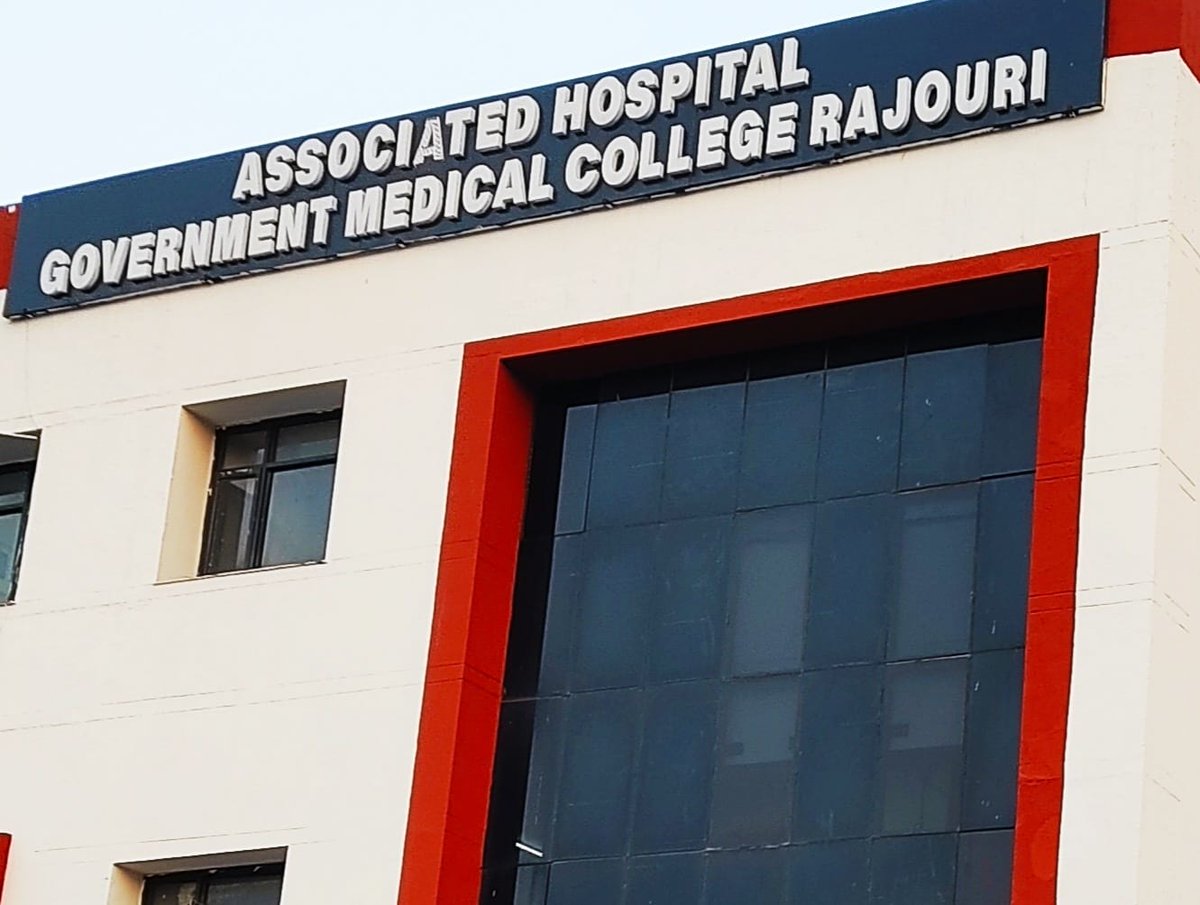 *Contaminated water sickens residents in Kotli Bagla, Rajouri; 8 Under Treatment at AH GMC. - GNS ONLINE NEWS PORTAL*
<a href="/sakinaitoo/">Sakina Itoo</a> <a href="/dmrajouri/">District Admn Rajouri</a>

gnsonline.in/contaminated-w…