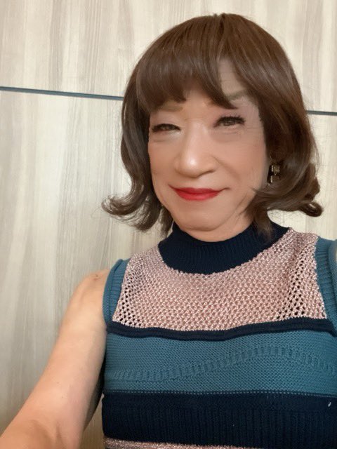 たくさんのコメント、ありがとうございました🥰❤️‍🩹

食欲は戻ってきました。
微熱は続いてます。

お医者に診てもらい、抗生物質を飲み始めました。
レントゲンでは異常無しで様子見ようという事に…
よくある展開です…