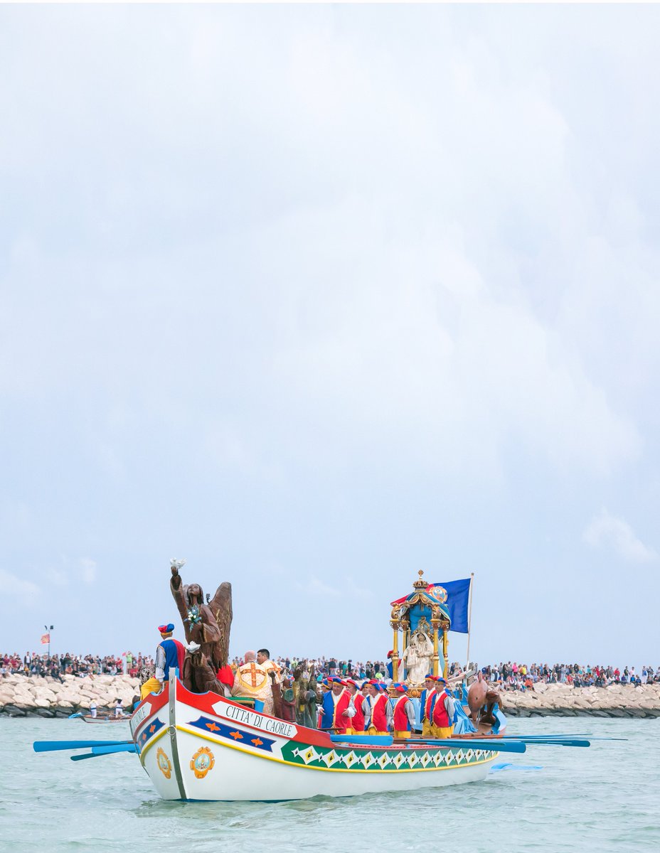 ⁉️ Conoscete la tradizionale processione della Madonna dell'Angelo? ⚓️ Si tratta di una celebrazione antica che ogni cinque anni richiama a #caorle migliaia di fedeli, turisti e curiosi da tutto il mondo 📌 Quando? 14 settembre 2025✨ Scopri di più su bit.ly/processionemad…