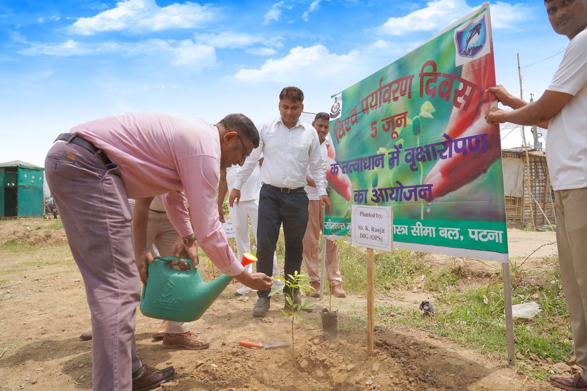 @SSBFTRPATNA (@ssbpatna) on Twitter photo #WorldEnvironmentDay, Frontier Hqrs #SSB Patna pledges to protect our environment just as we protect our borders. LetтАЩs come together to conserve nature, reduce our carbon footprint, and build a greener future for all.
<a href="/SSB_INDIA/">Sashastra Seema Bal</a> #WorldEnvironmentDay, Frontier Hqrs #SSB Patna pledges to protect our environment just as we protect our borders. LetтАЩs come together to conserve nature, reduce our carbon footprint, and build a greener future for all.
<a href="/SSB_INDIA/">Sashastra Seema Bal</a>