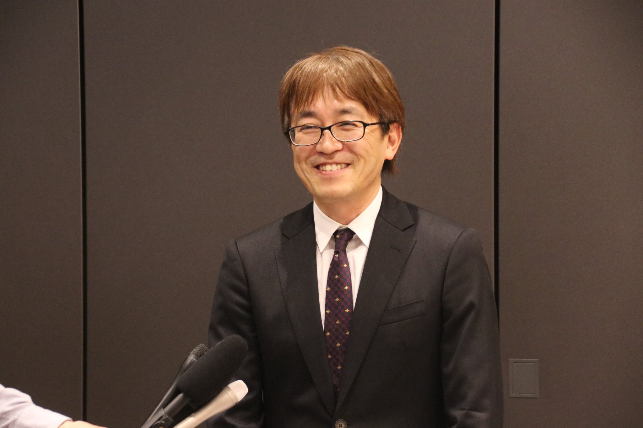 羽生善治会長&将棋のスペシャルセット 日本将棋連盟会長／棋士 羽生善治さん（前編）｜KUMON now！学習