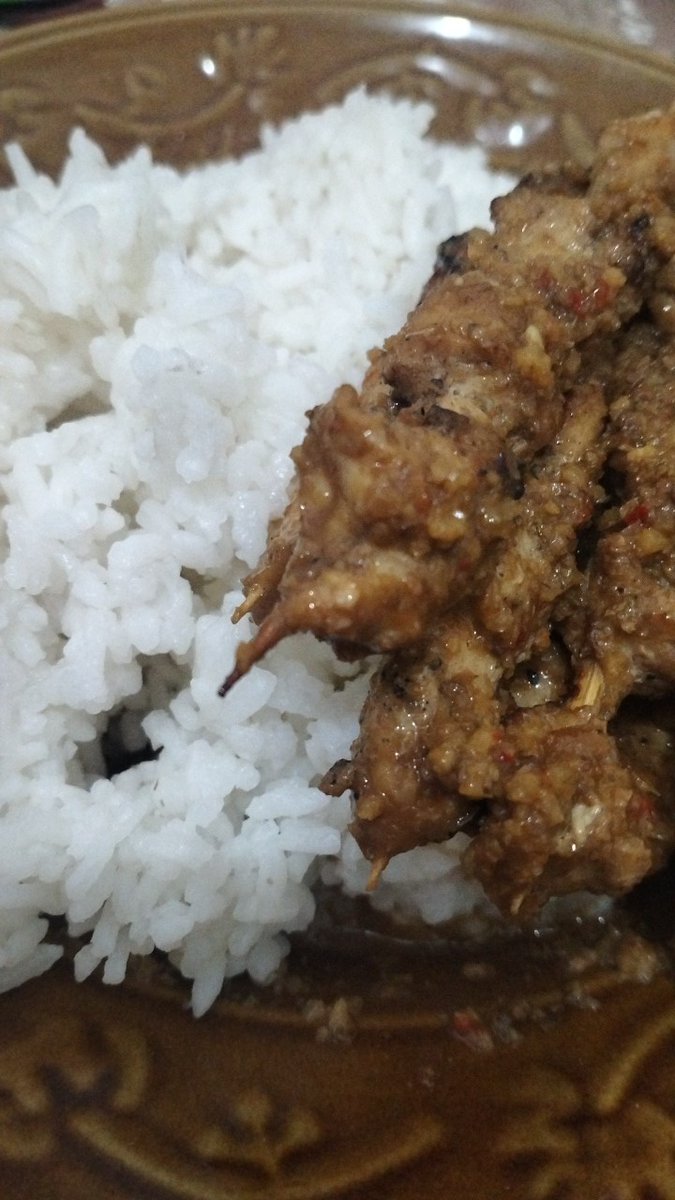 cabscino's tweet image. Tim sate tanpa sambel, bamer &amp;amp; jeruk nipis!!!!