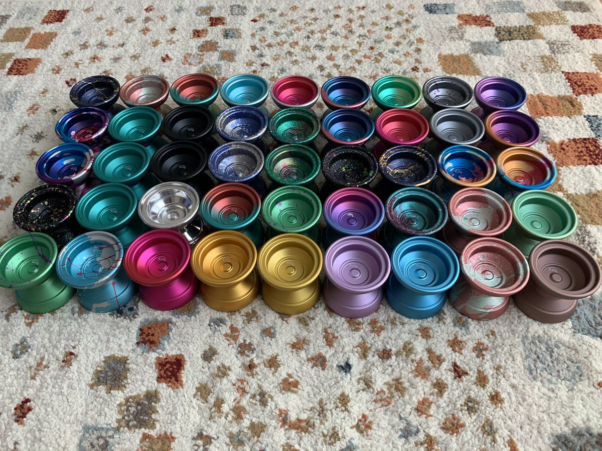 machitako01's tweet photo. #ヨーヨーの日
#clyw
#mowl https://t.co/8JR1DVbpMK