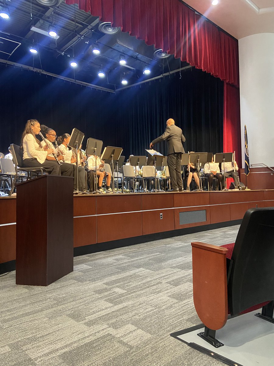 What an exciting day for the Crestwood Falcon. From being escorted around the Hornet’s Nest by Principal Canterbury during an alphabet parade at DCE to flying in to hear one of the greatest bands in Chesapeake. Our Falcon felt great pride and honor! Kudos to the CWMS band!