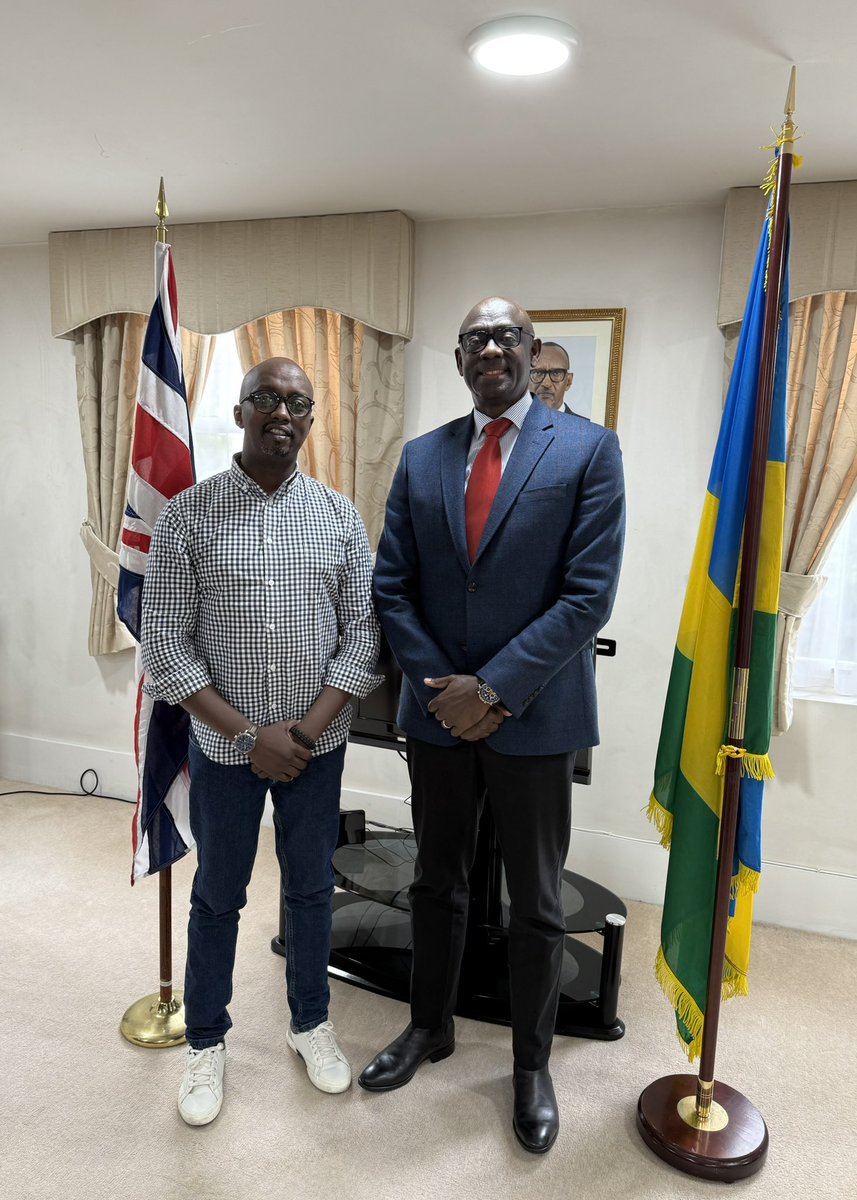 ๐ท๐ผRwanda in UK ๐ฌ๐ง๐ฎ๐ช๐ฒ๐น (@rwandainuk) on Twitter photo HC <a href="/BusingyeJohns/">Busingye Johnston</a> met with <a href="/cyclingrwanda/">๐๐๐๐๐ผ๐พ๐</a> President Mr. Samson Ndayishimiye to discuss the <a href="/UCI_cycling/">UCI</a> 2025 Road World Championship Kigali, Rwanda.
A historic event as the championship comes to Africa for the first time in 125 years! ๐ด๐ดโโ๏ธ
#Kigali2025
#RidingNewHeights HC <a href="/BusingyeJohns/">Busingye Johnston</a> met with <a href="/cyclingrwanda/">๐๐๐๐๐ผ๐พ๐</a> President Mr. Samson Ndayishimiye to discuss the <a href="/UCI_cycling/">UCI</a> 2025 Road World Championship Kigali, Rwanda.
A historic event as the championship comes to Africa for the first time in 125 years! ๐ด๐ดโโ๏ธ
#Kigali2025
#RidingNewHeights