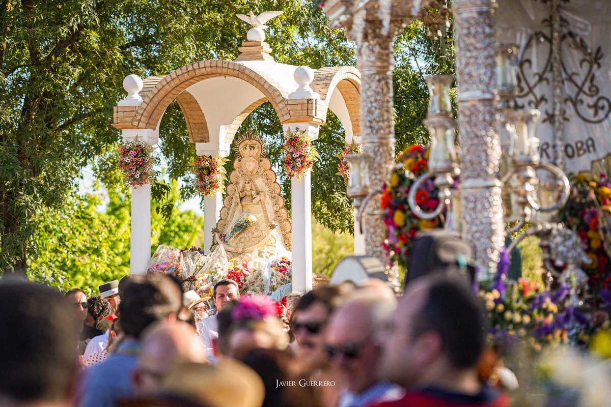 Camino, fe y arena. Todo en tu nombre, Rocío.

#ElRocio25