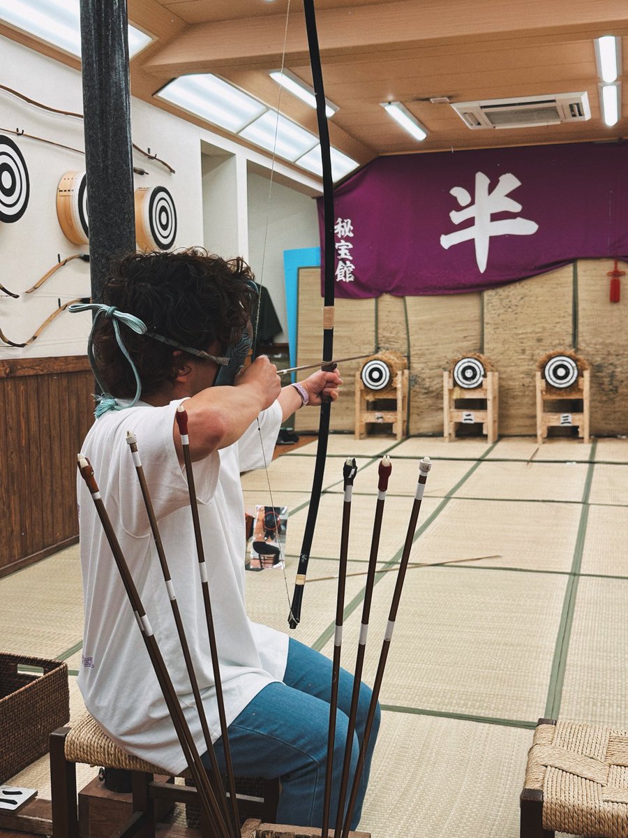 大阪 新世界の「半弓道場 秘宝館」では誰でも楽しく弓道体験ができますが、私が皆に行って欲しいのはこちら↓↓ #ビリケンクリエイターズクールオー ...