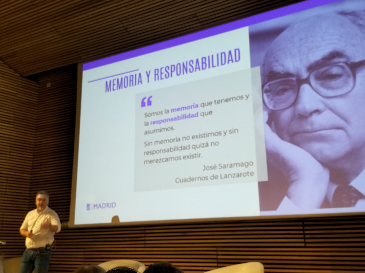 Precioso cierre de presentación de la #gestiondocumental de <a href="/MADRID/">Ayuntamiento Madrid</a> con <a href="/pacofernandez/">Paco Fernández</a> #500AVM
