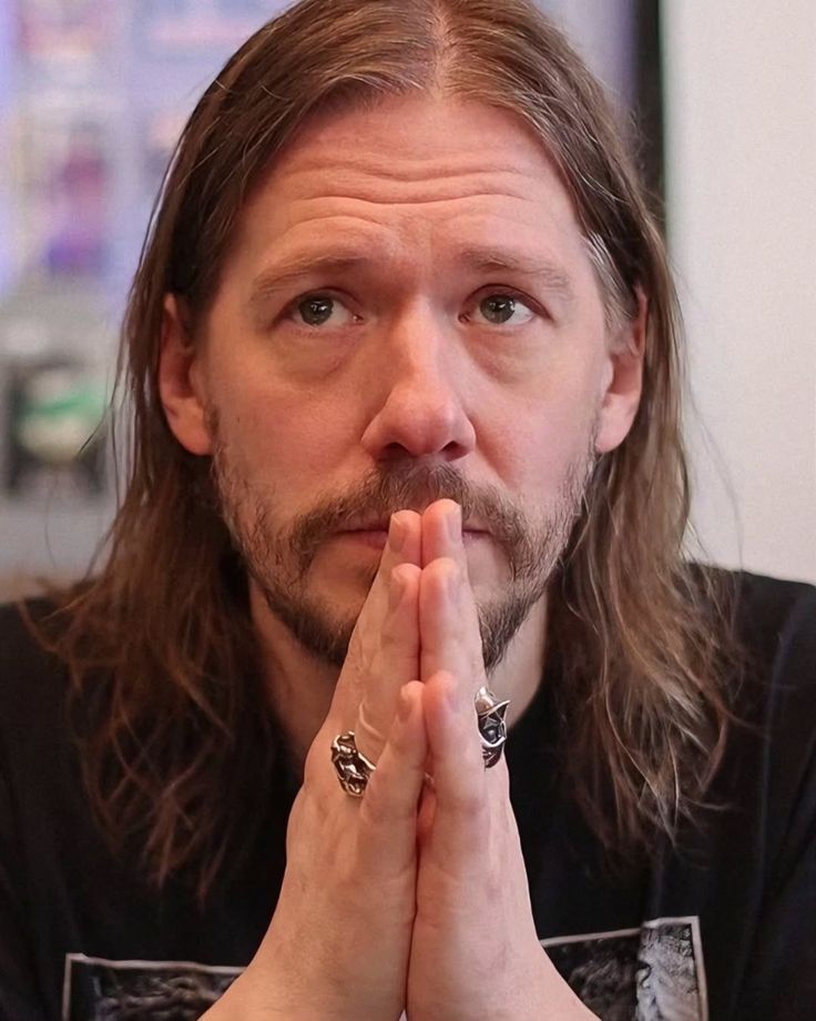 Tobias Forge Daily (@dailytforge) on Twitter photo 