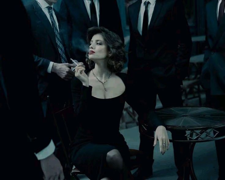 ⠀ ⠀ ⠀ ⠀ ⠀
⠀ ⠀ ⠀ ⠀ ⠀
⠀ ⠀не долго женскую любовь ⠀ ⠀ ⠀ ⠀
⠀ ⠀печалит хладная разлука — ⠀ ⠀ ⠀
⠀ ⠀пройдёт любовь, настанет ⠀ ⠀ ⠀ ⠀
⠀ ⠀скука, красавица полюбит вновь.⠀ ⠀ ⠀ ⠀ ⠀
⠀ ⠀ ⠀ ⠀ ⠀