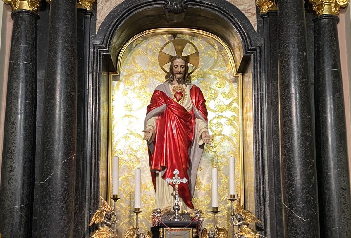 EpiskopatNews's tweet image. Serce Jezusa, włócznią przebite,
zmiłuj się nad nami.
#Czerwcowe