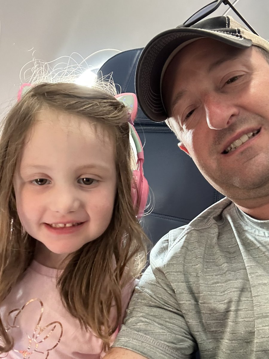 NECCKnightsAD's tweet image. And we’re off to #NACDA25. First time @worldcenter for Kennedy and mom