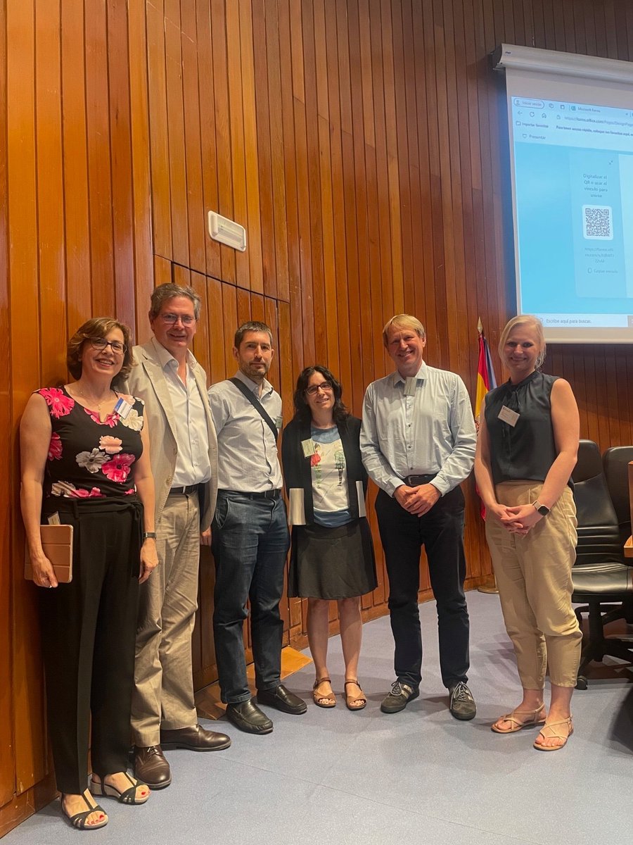 Ana Gil Luciano tweet media