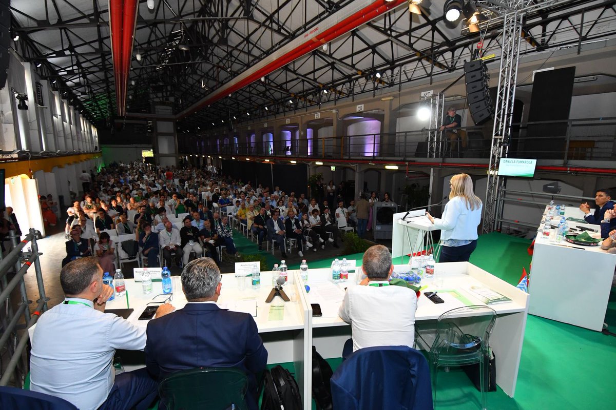 #DanielaFumarola a Congresso Fai Cisl: “Contro il caporalato serve un impegno comune, una strategia che veda uniti e dalla stessa parte sindacati, imprese e istituzioni.  Bisogna dare piena attuazione alla Legge 199 del 2016 e saper orientare le risorse del Pnrr su progetti che