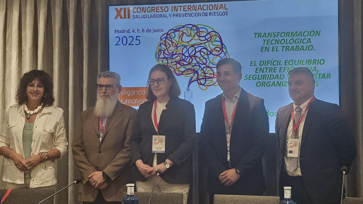 Natalia Fdez. Laviada (@nfdezlaviada) on Twitter photo XII Congreso Internac Salud Laboral y PRL lleno de amigos y profesionales, 3 días intensos de conocimiento, experiencia, pensamiento crítico, emociones, resilencia, datos-relatos, bienestar, conexión y de aptitud de aprendiz… gracias <a href="/benildescmst/">Benilde Serrano Saiz</a> <a href="/SESSTorg/">SESST</a> <a href="/CongresoSCMST/">Sociedad Castellana</a> XII Congreso Internac Salud Laboral y PRL lleno de amigos y profesionales, 3 días intensos de conocimiento, experiencia, pensamiento crítico, emociones, resilencia, datos-relatos, bienestar, conexión y de aptitud de aprendiz… gracias <a href="/benildescmst/">Benilde Serrano Saiz</a> <a href="/SESSTorg/">SESST</a> <a href="/CongresoSCMST/">Sociedad Castellana</a>
