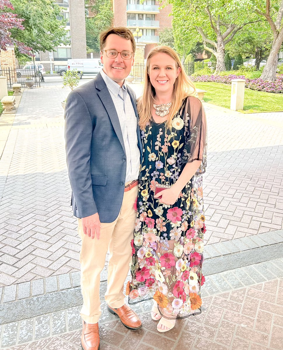 Quick trip to DC last night for a museum opening ❤️