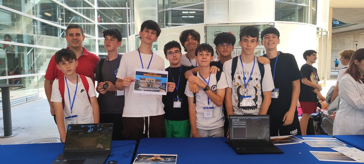 Estuvimos en las IV Jornadas GD Patrimonio con nuestros grupos VIDA, organizando talleres para alumnos de 28 centros: chapas, Minecraft, cerámica con amuletos egipcios y jabones. ¡Una jornada para compartir, crear y aprender! 🧼🎮🎨