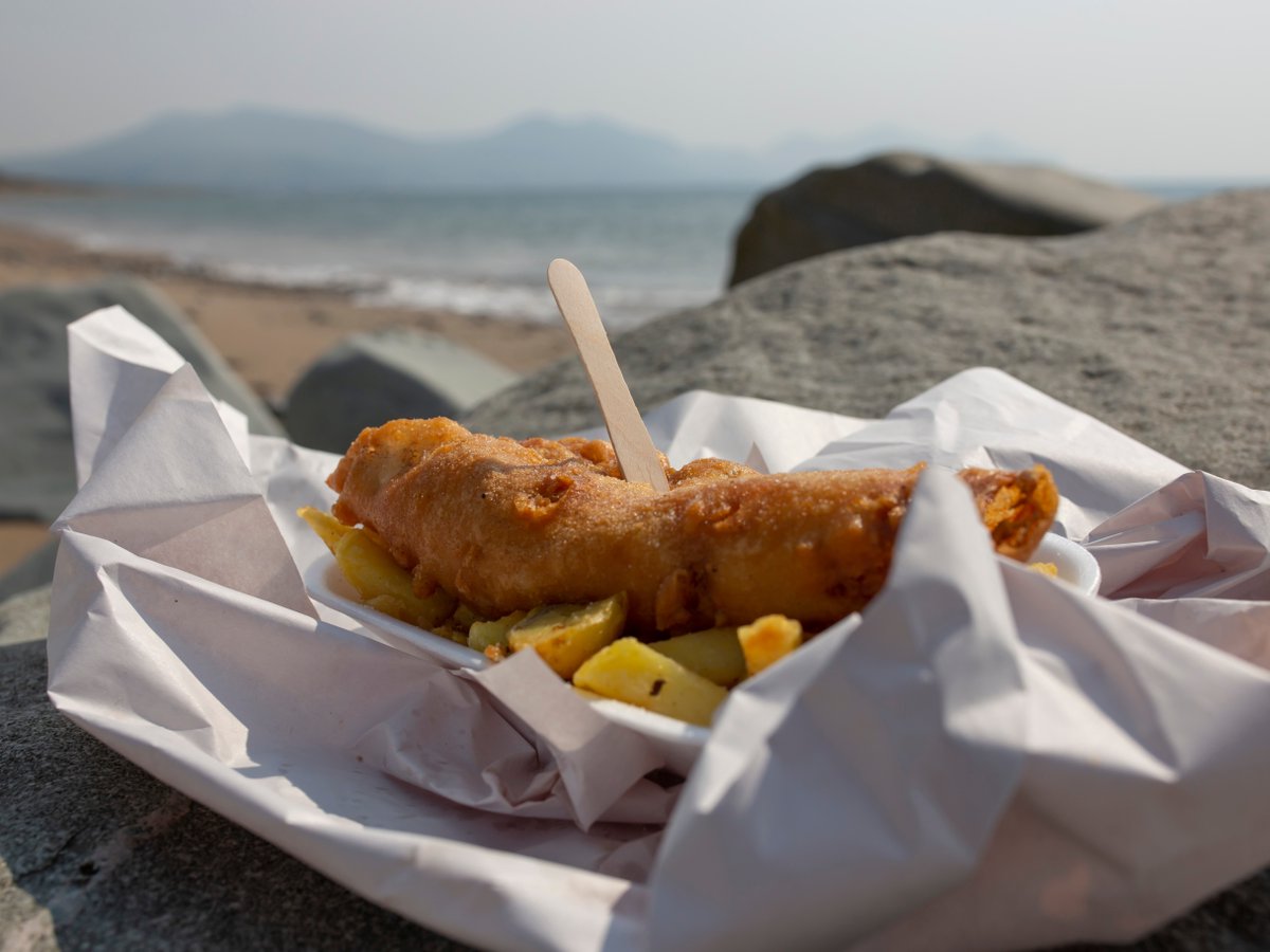 It's National Fish and Chips Day, an iconic British staple, and a must-eat on your Cornish holiday.

Here are some of our favourite spots for that perfect seaside bite:
🎣 Mariners
🎣 Harbour Lights
🎣 The Gem Fish and Chips

#FishAndChips #BritishClassic #NationalFishAndChipsDay