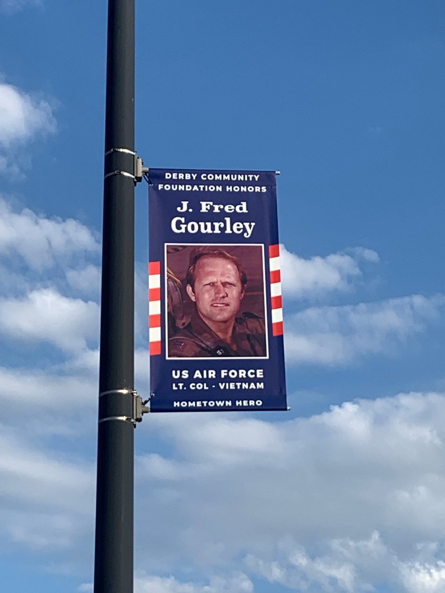 Still searching for that perfect Father’s Day gift? Consider giving a Hometown Military Hero Banner. Banners will be displayed along the K-15/Buckner corridor. Open to both Veterans and those currently serving. Details and order form at bit.ly/hometownmilita…. Deadline July 1.