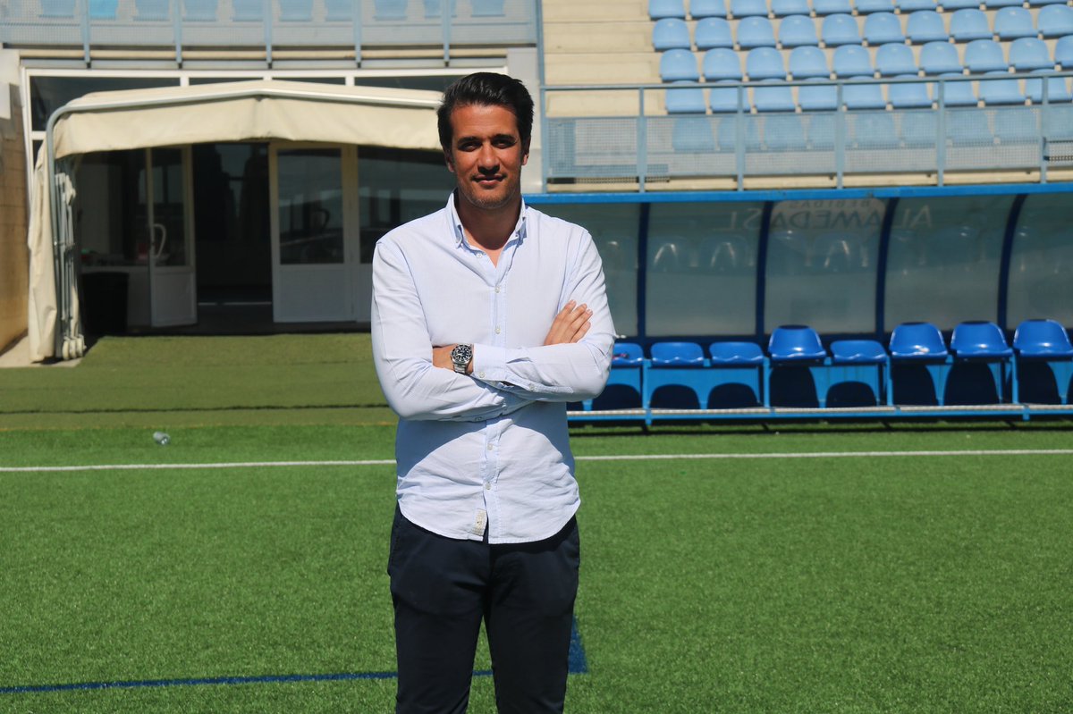 #Futbol
🚨 Nacho Tante, nuevo director deportivo del Real Ávila🚨
⚽ El que fuera Director Deportivo del Illescas será el encargado de diseñar el nuevo Real Ávila 2025-2026
#Avila
diariodeavila.es/noticia/z7a320…