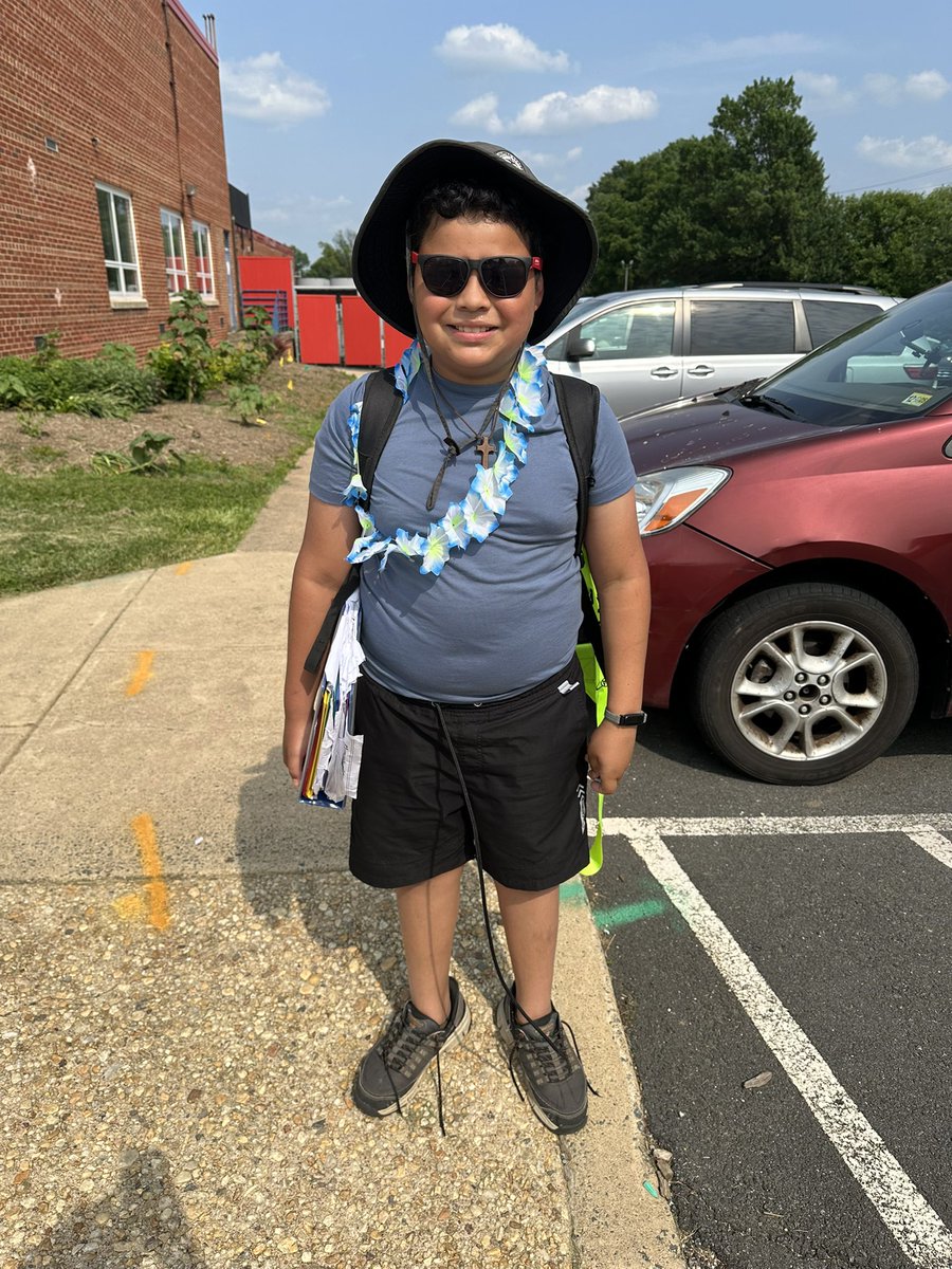 Elizabeth Baxter tweet media