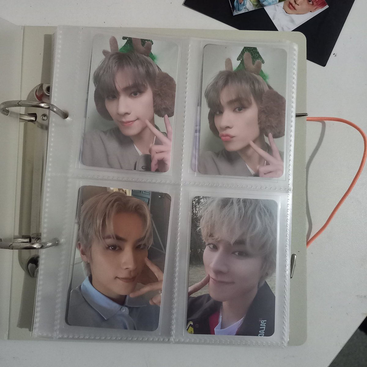 °🌸⋆.ೃ࿔*:･ Feedback super positivo para <a href="/Toff_es/">𝖙𝖔𝖋𝖋𝖊</a> 

Comprei meu primeiro binder com ele, que foi super atencioso e gentil! O binder chegou rapidinho e bem embalado.
É muito lindo, estou completamente apaixonada. Meu Jun agora tem um lar 🩷

────୨ৎ────