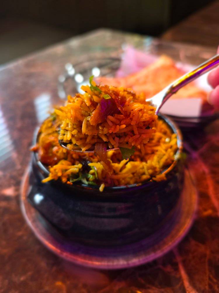 TartanSpoon's tweet image. Edinburgh’s newest Indian restaurant Celestia, in the New Town, is turning up the heat with its fiery spices, rich aromas & modern take on traditional Indian cuisine! Expect bold flavours, vibrant dishes! Read more: tartanspoon.co.uk/home/food-cele… #indiancuisine