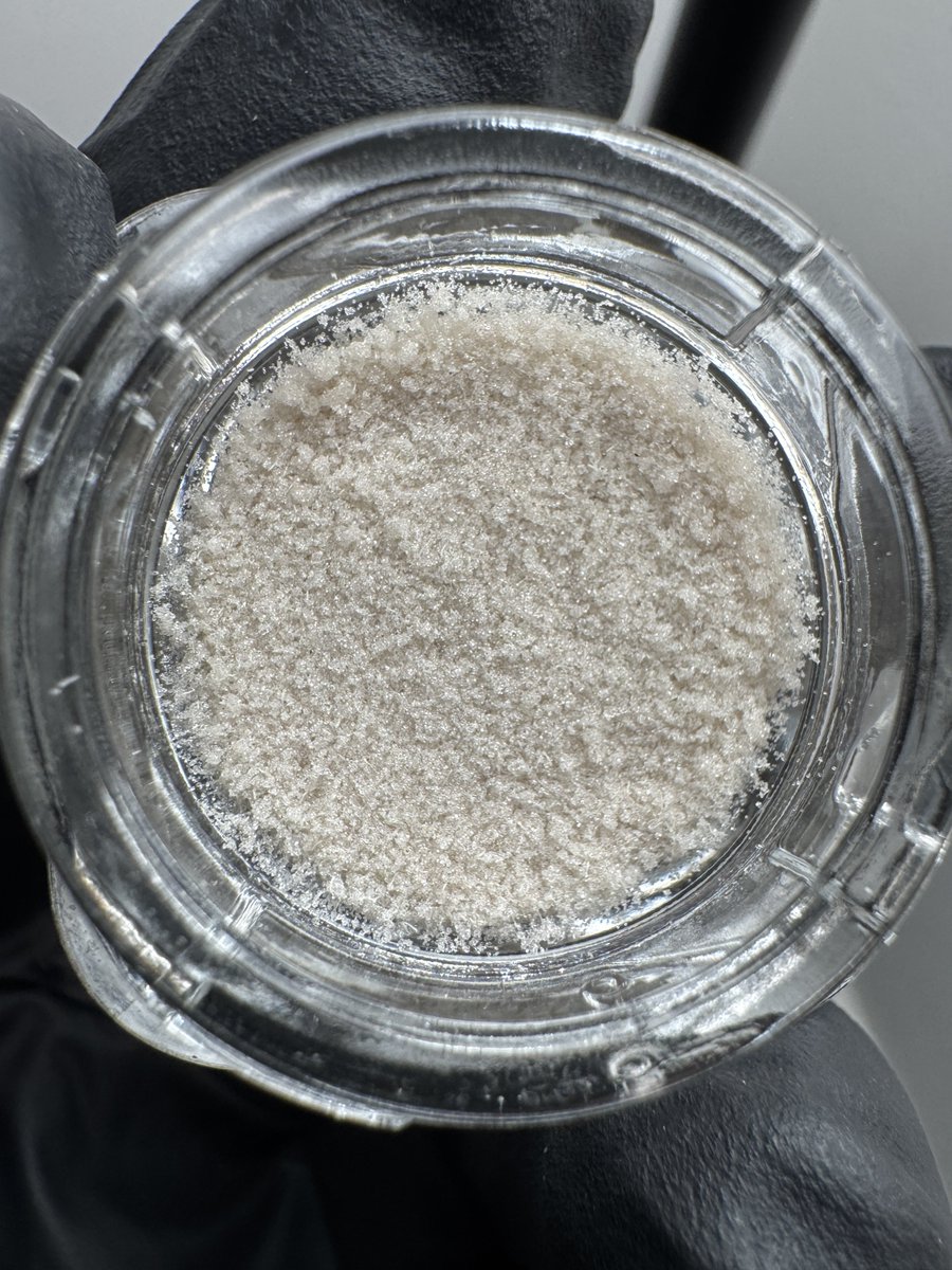Suburban710's tweet image. Melt &amp;gt;