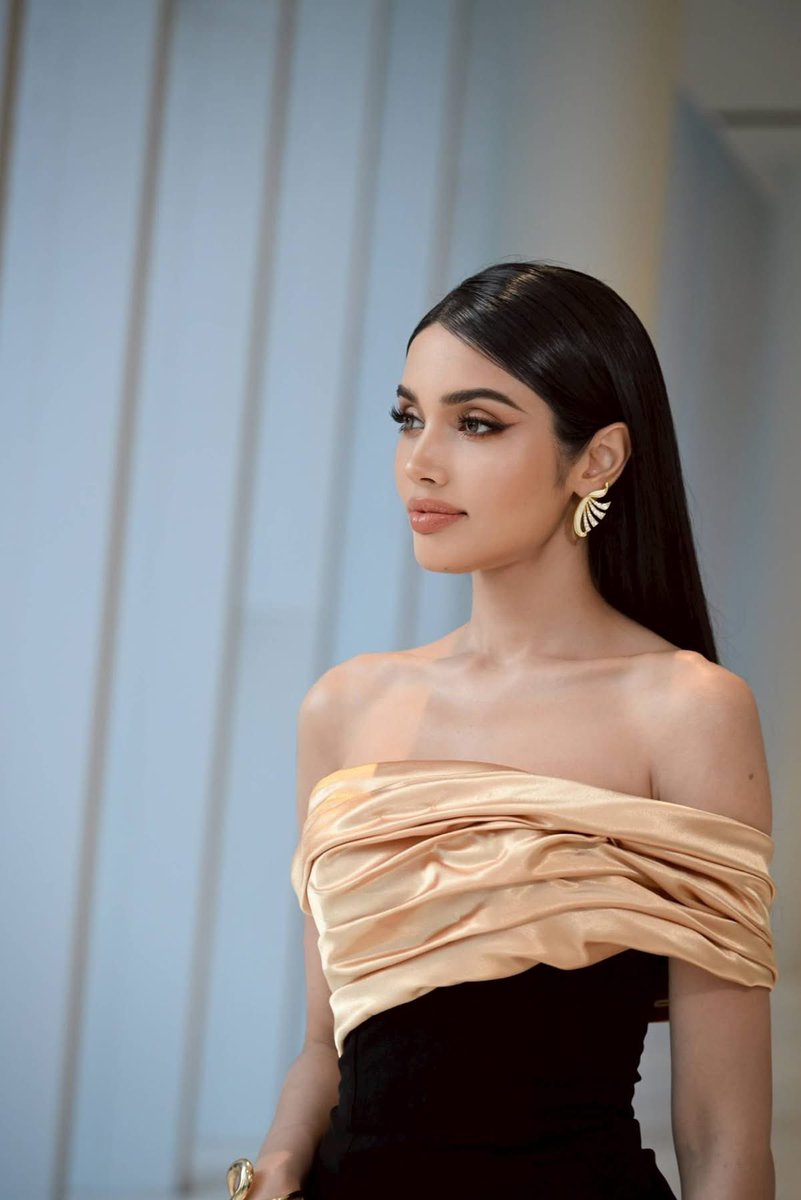 flukekonderm9's tweet photo. ลอลีอัลปารีสXวีนา 💫🌟💫⭐️ 
VEENA L'OREAL PARIS WORTH IT 
#LOrealParisTHWorthItxVEENA https://t.co/Qq82XAEI2w