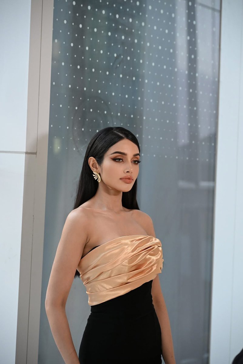 flukekonderm9's tweet photo. ลอลีอัลปารีสXวีนา 💫🌟💫⭐️ 
VEENA L'OREAL PARIS WORTH IT 
#LOrealParisTHWorthItxVEENA https://t.co/Qq82XAEI2w