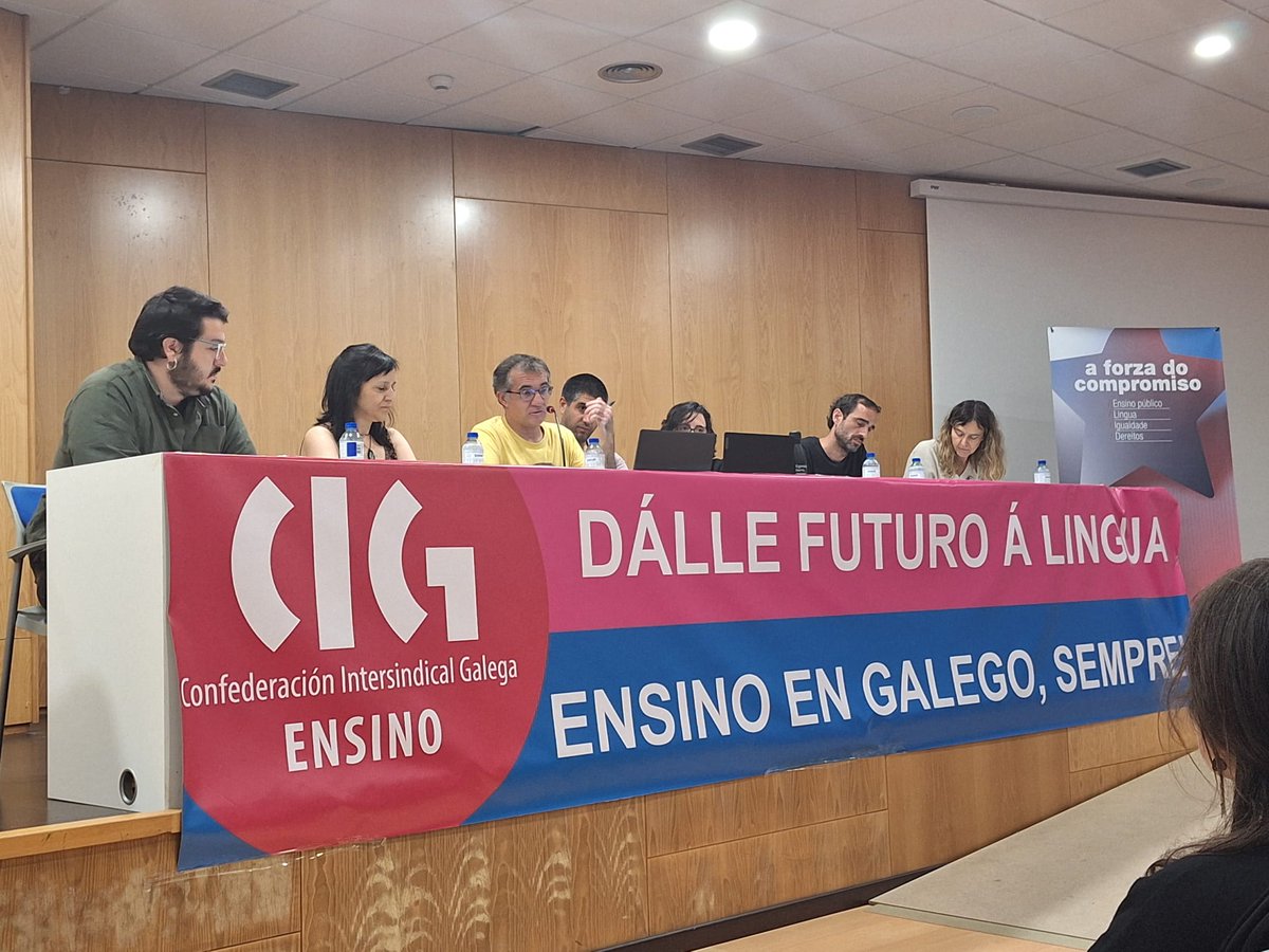 STEPV-Iv (@stepv_iv) on Twitter photo Intervenció d'STEPV en la jornada sobre la situació lingüística a les nacions sense estat, prèvia al congrés de <a href="/CIGEnsino/">CIG Ensino</a>
<a href="/IntersindicalV/">Intersindical_Valen</a> Intervenció d'STEPV en la jornada sobre la situació lingüística a les nacions sense estat, prèvia al congrés de <a href="/CIGEnsino/">CIG Ensino</a>
<a href="/IntersindicalV/">Intersindical_Valen</a>