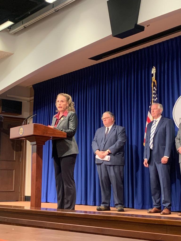 Bipartisan bill to help police solve cold cases, no crime victim should have to wait for justice. I am co-sponsoring HB 1511 to provide PCCD grant $ to help LE reanalyze old evidence, submit 4 more testing, hire cold case investigators &amp; streamline evidence collection/processing.