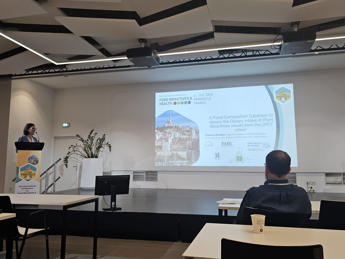 Human Nutrition Unit - University of Parma (@hnunipr) on Twitter photo How much is the intake of dietary plant bioactives? 🍅
At the <a href="/FBHConference/">5th Conference on Food Bioactives & Health</a>, our PhD student <a href="/costimichelini/">Costanza Michelini</a> presented a phytochemical food composition database to assess the dietary intake of plant bioactives, showing some results from the OPCT cohort. How much is the intake of dietary plant bioactives? 🍅
At the <a href="/FBHConference/">5th Conference on Food Bioactives & Health</a>, our PhD student <a href="/costimichelini/">Costanza Michelini</a> presented a phytochemical food composition database to assess the dietary intake of plant bioactives, showing some results from the OPCT cohort.