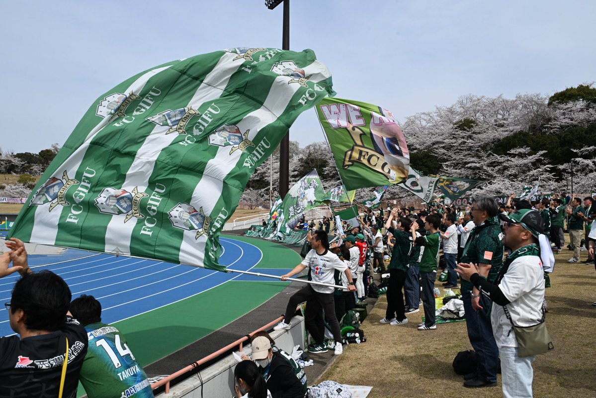 FCๅฒ้็ทๆ้ (@fcg_bf2023) on Twitter photo 2025ๅนด6ๆ7ๆฅ(ๅ)18:00ใญใใฏใชใ ๆๆฒปๅฎ็ฐJ3ใชใผใฐ็ฌฌ15็ฏ vs้นฟๅ
ๅณถใฆใใคใใใ@็ฝๆณขในใฟ
ไป็ฏใฎๅฒ้็ทๆ้ใฏๅคงๆ3ๆฌใๆๅ
ฅไบๅฎใงใ
"ไน้ฃๆ"
ใใใผใ ใซใ้ใๅคงๆใๅฐใชใใฃใ้ ใไฝใใงใใชใใใจใฟใใชใงLใใฉใ่ฒทใ็นใใ ๆใๆใใ็ตถใใใฌใใใซใจๅใ็ถใๆฏใฃใฆใใพใใ
#fcgifu #FCๅฒ้ 2025ๅนด6ๆ7ๆฅ(ๅ)18:00ใญใใฏใชใ ๆๆฒปๅฎ็ฐJ3ใชใผใฐ็ฌฌ15็ฏ vs้นฟๅ
ๅณถใฆใใคใใใ@็ฝๆณขในใฟ
ไป็ฏใฎๅฒ้็ทๆ้ใฏๅคงๆ3ๆฌใๆๅ
ฅไบๅฎใงใ
"ไน้ฃๆ"
ใใใผใ ใซใ้ใๅคงๆใๅฐใชใใฃใ้ ใไฝใใงใใชใใใจใฟใใชใงLใใฉใ่ฒทใ็นใใ ๆใๆใใ็ตถใใใฌใใใซใจๅใ็ถใๆฏใฃใฆใใพใใ
#fcgifu #FCๅฒ้
