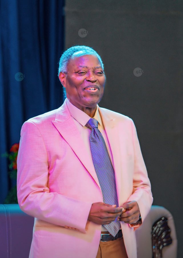 PearlyBee5's tweet photo. Papa!🥹

84 has never looked better! 

Thank you for giving to the LORD and to His church!

God bless you, Sir and I love you!
@pastorwf_kumuyi 

#Kumuyiat84 
#wfk84
#PastorKumuyiat84 https://t.co/caEK11BkwO