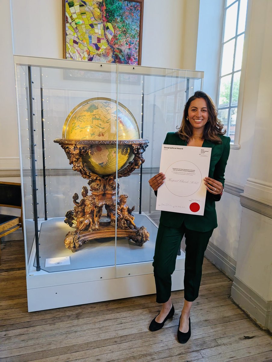 PreetChandi10's tweet photo. I’m really touched to receive the Geographical Award from the Royal Geographical Society.
 https://t.co/wu65Qo1Jz3 https://t.co/o6l9Ou8hnE